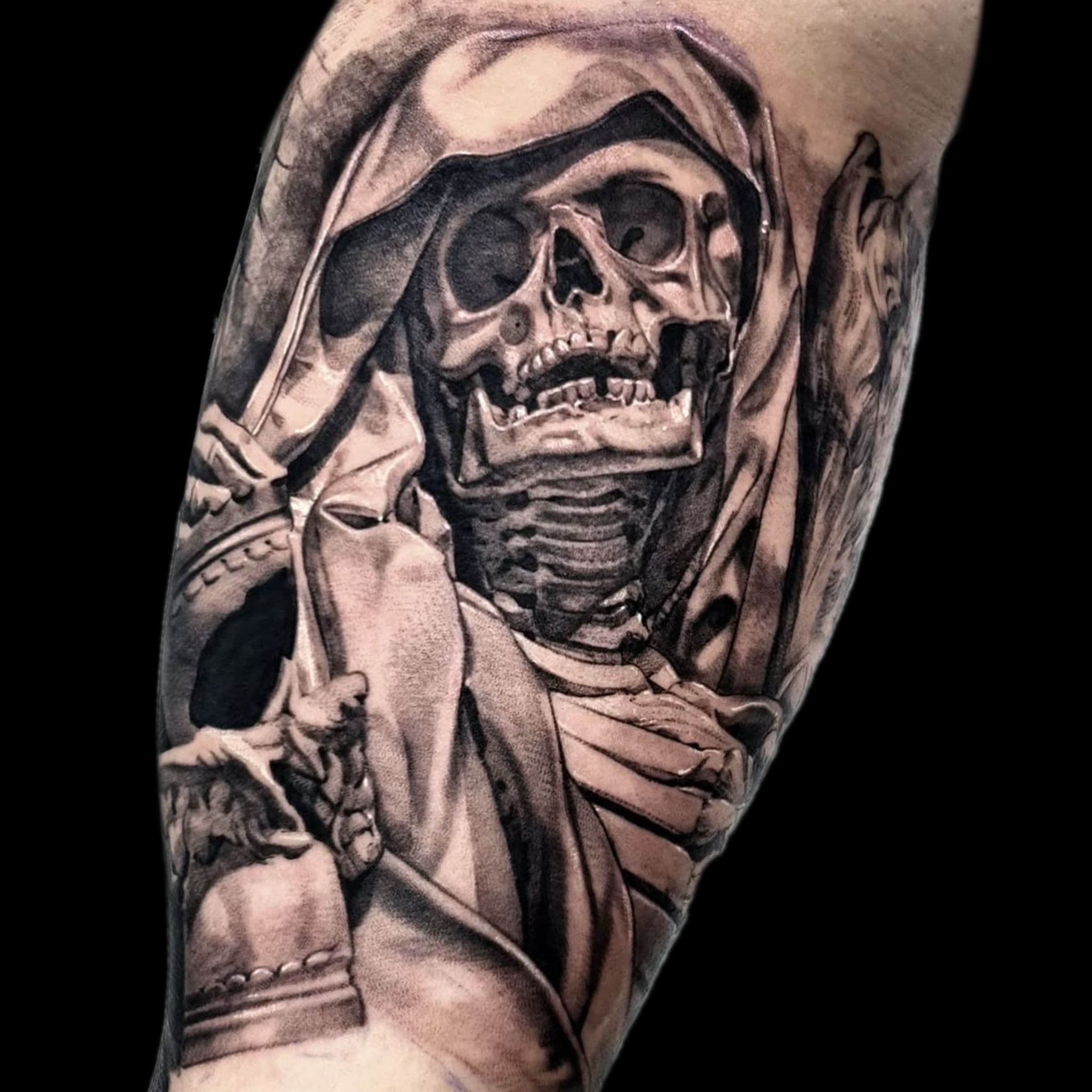 Tattoo by Pawel Polumackanycz