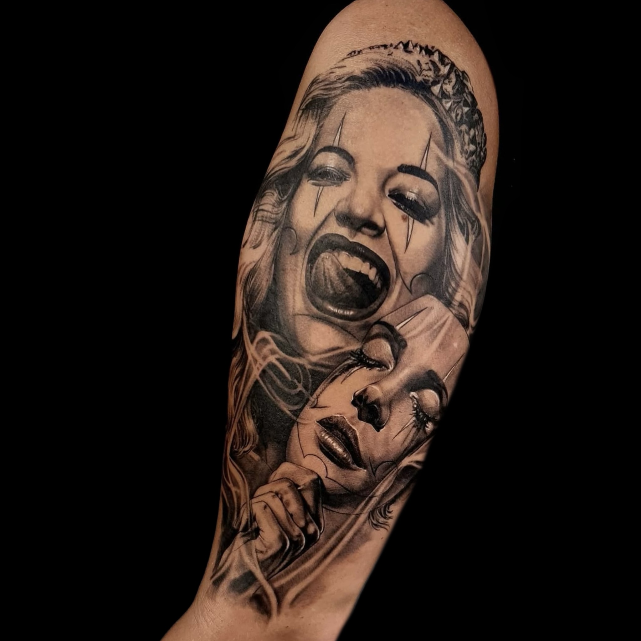 Tattoo by Pawel Polumackanycz